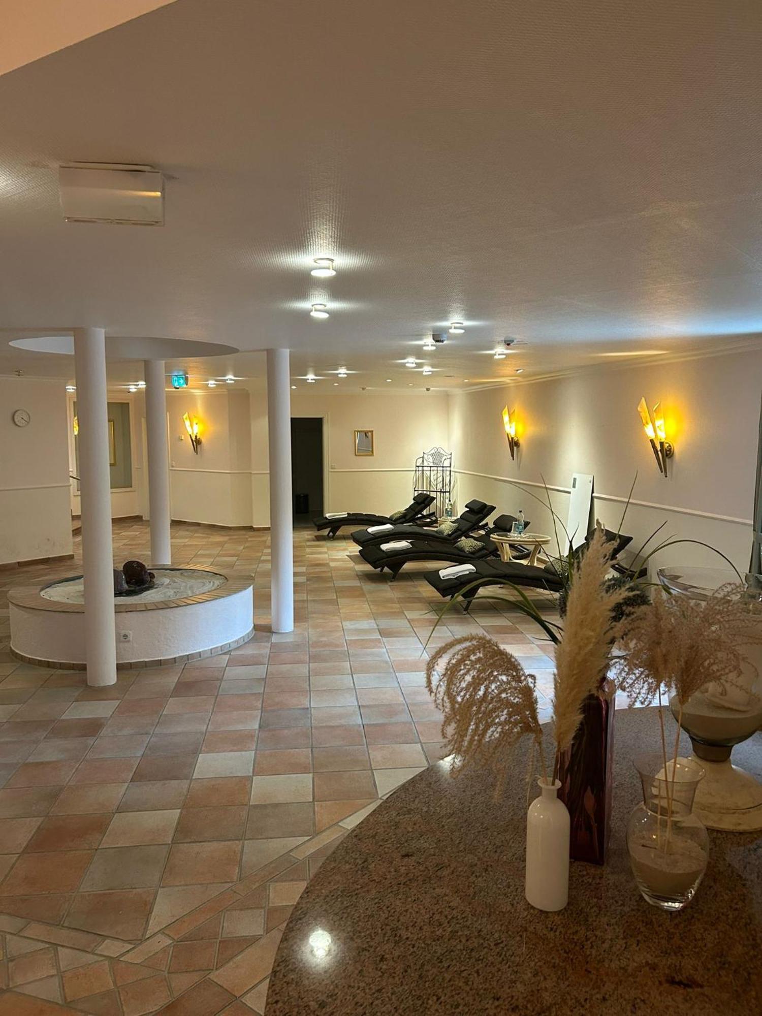 Golf- Und Wellnesshotel Amtsheide Bad Bevensen Exterior photo