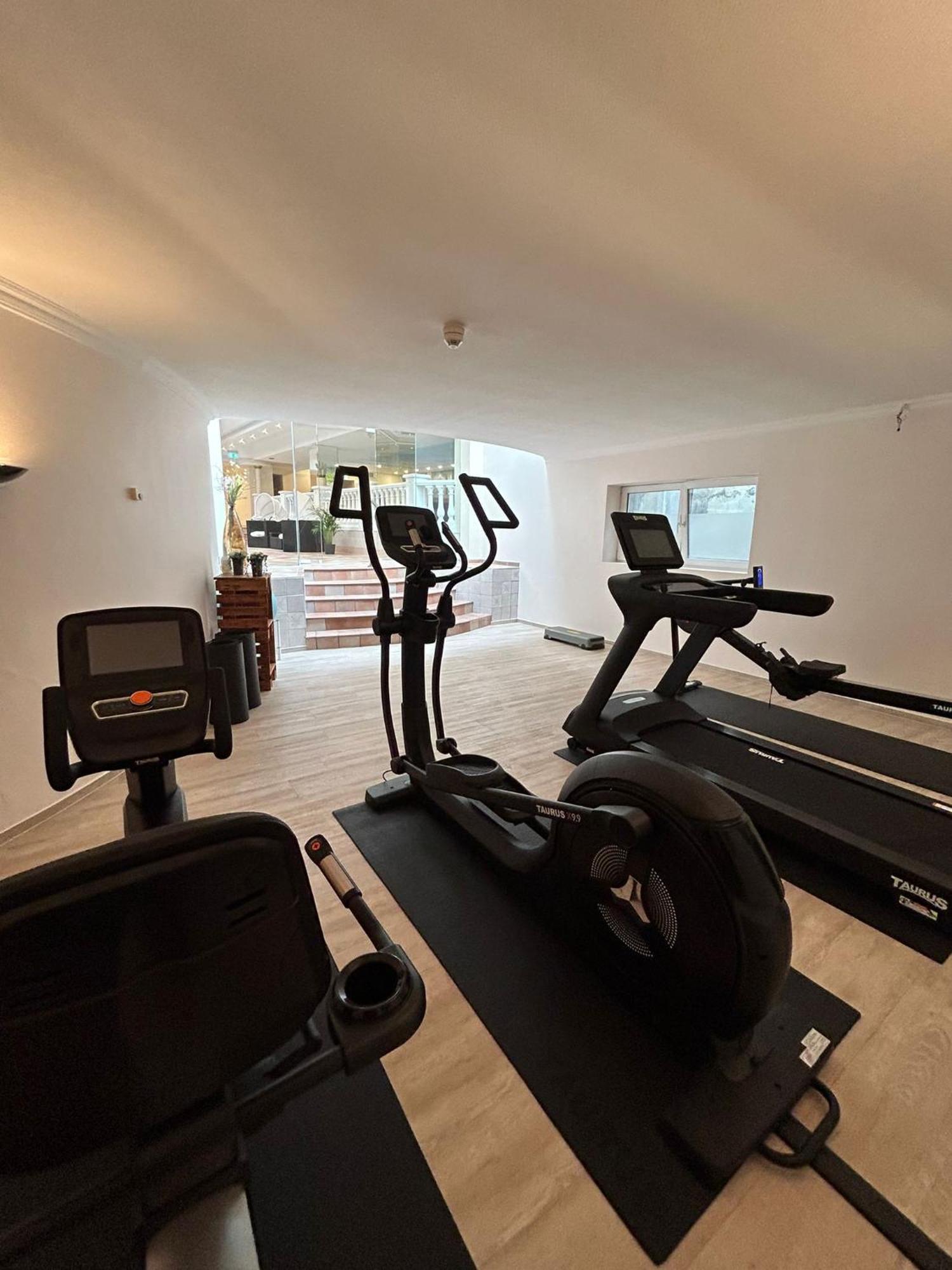 Golf- Und Wellnesshotel Amtsheide Bad Bevensen Exterior photo
